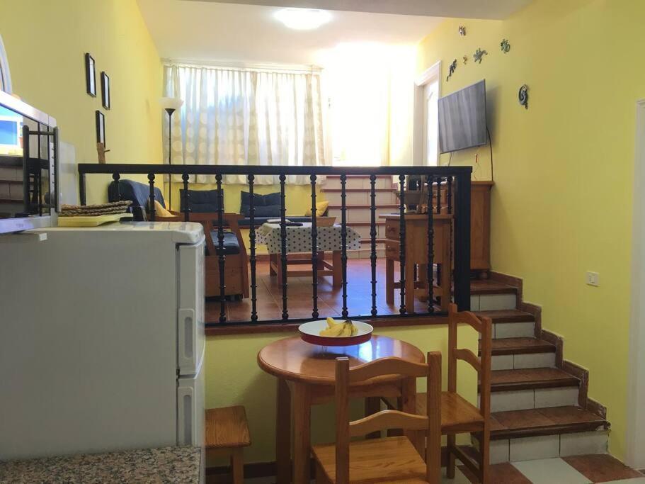 2 Bd Apartment With Stunning View Puerto de Santiago  Luaran gambar